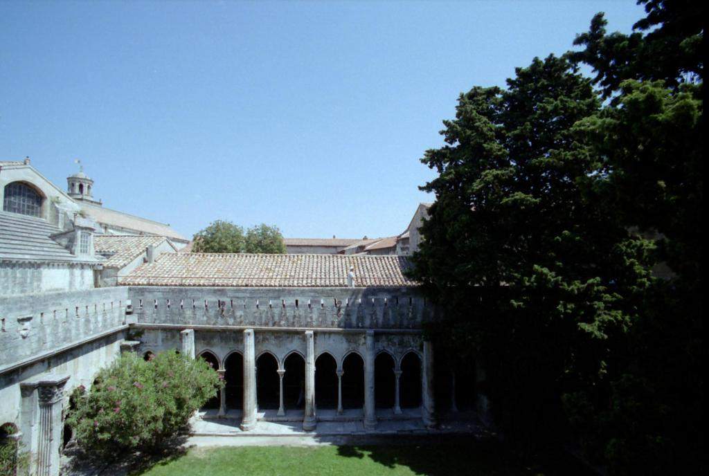 Cloitre de StTrophime d'Arles