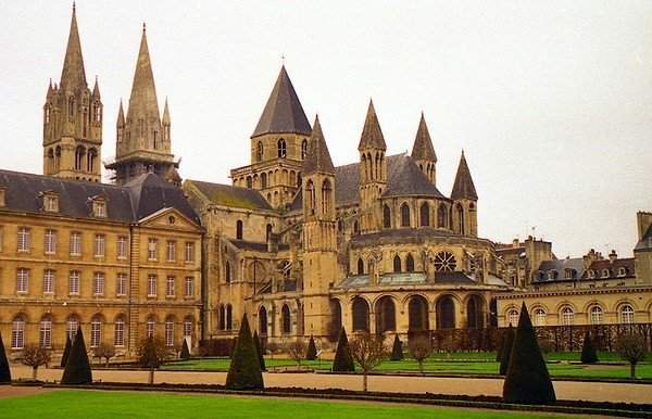 Abbayes de Caen