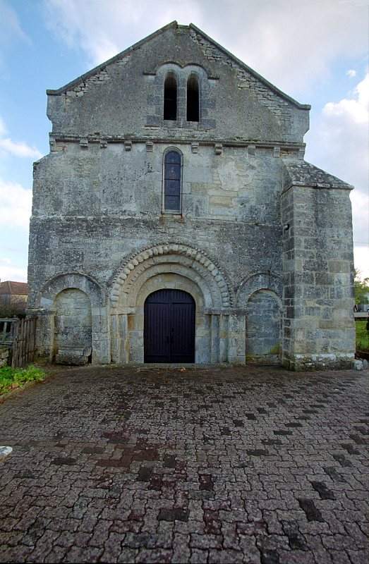 Saint Pierre de Chatain