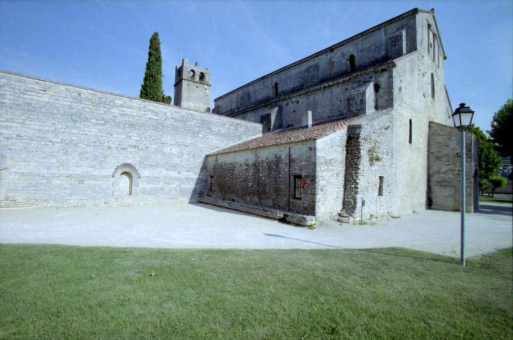 Cathédrale N.D. de Nazareth de Vaison la Romaine