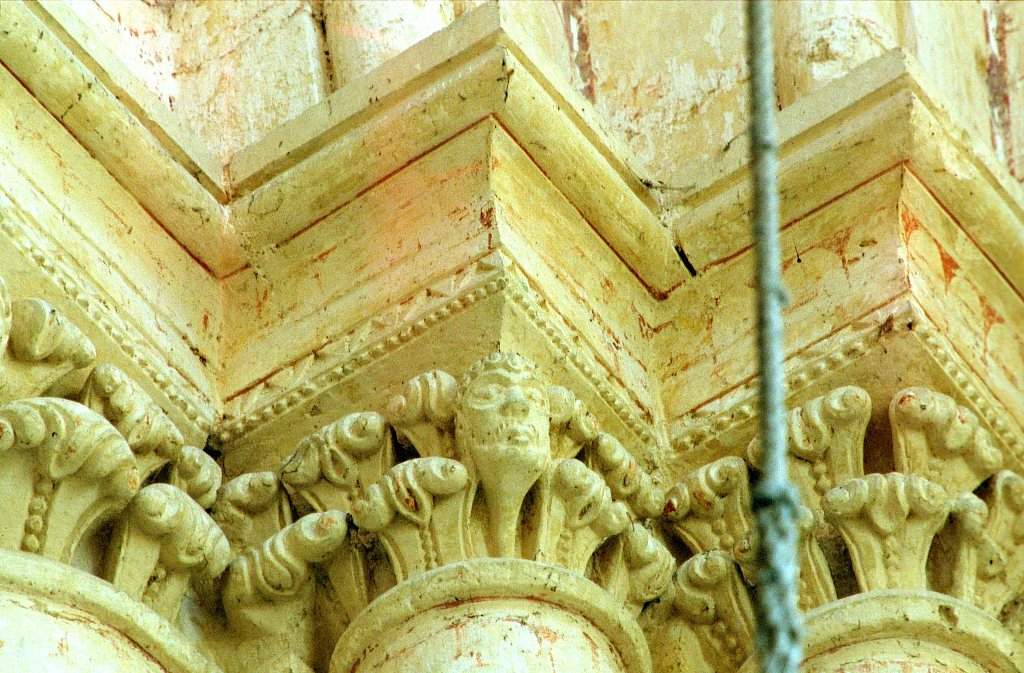 Abbaye_Saint_Junien_de_Nouaille_Mauperthuis_2944-0001.jpg