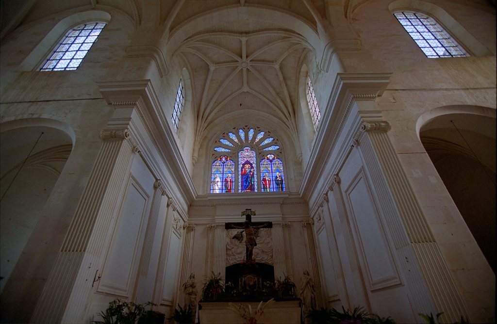 Abbaye_Saint_Junien_de_Nouaille_Mauperthuis_2944-0012.jpg