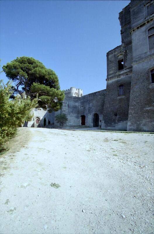 Abbaye Notre Dame  de Montmajour