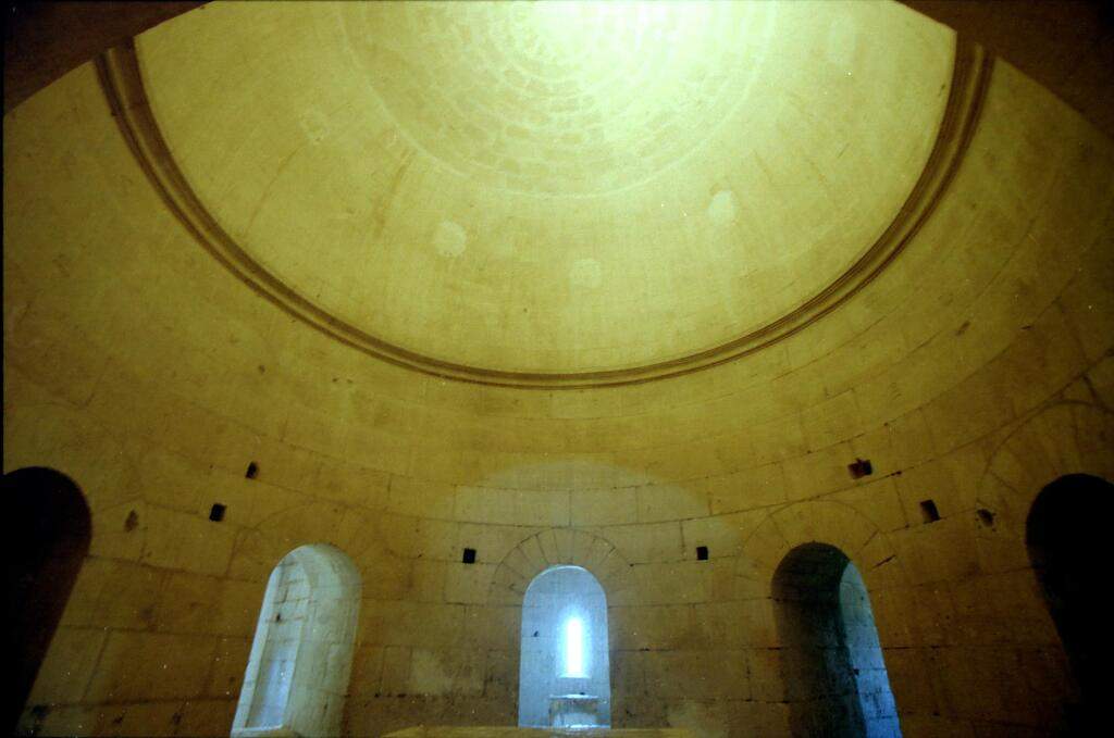 Abbaye Notre Dame  de Montmajour