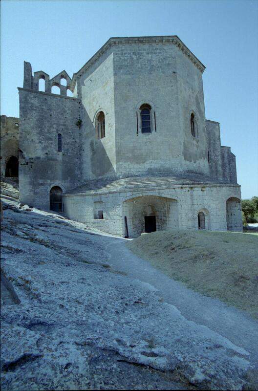 Abbaye Notre Dame  de Montmajour