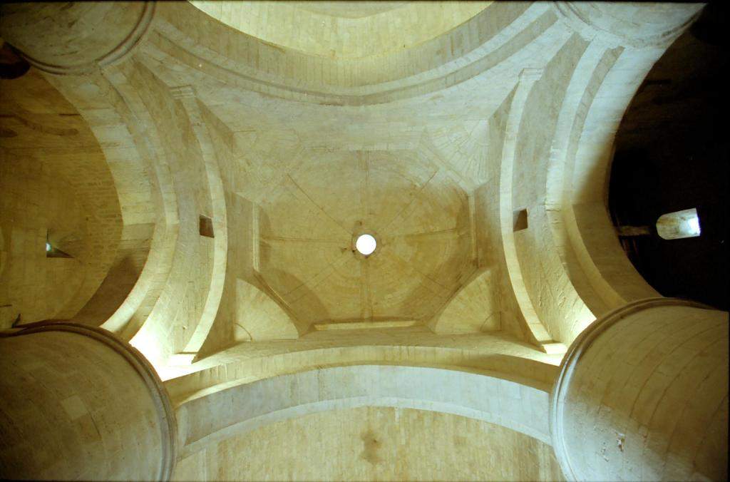Arles-StHonoratdesAlyscamps-7632-0026.jpg