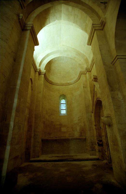 Arles-StHonoratdesAlyscamps-XXXX-001.jpg