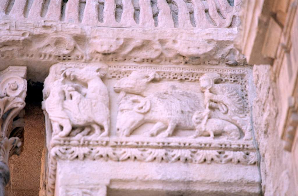 Arles-StTrophime-Facade-7621-0010.1.jpg