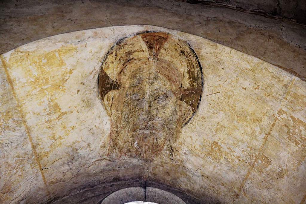 CH-Romainmotier-Abbaye-E550_2011-05-22_00061_0000.jpg