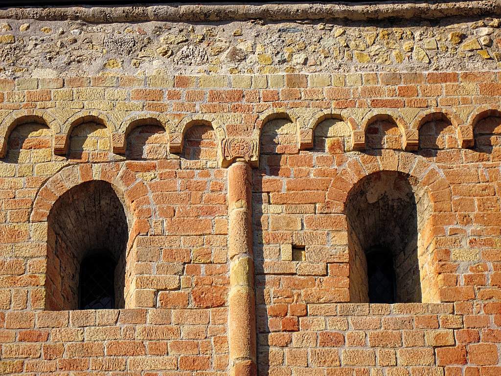 CH-Romainmotier-Abbaye-i980_2010-03-12_00033_0000.jpg