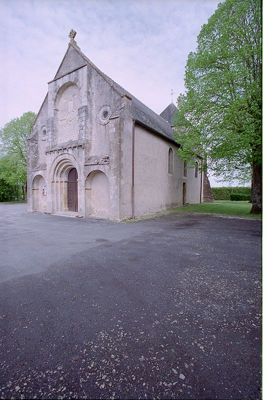 FR-Avord-Saint_Hugues-4243-0005.jpg
