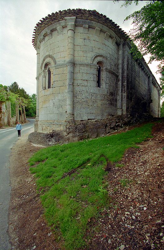FR-Chancelade-Abbaye-9058-0019.jpg