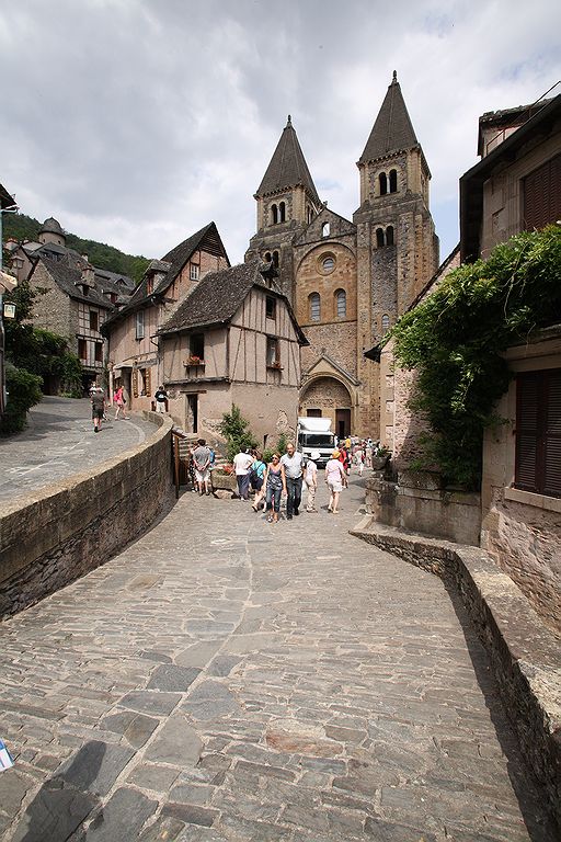 FR-Conques-Sainte_Foy-E5D_2011-07-12_0242.jpg