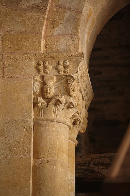 FR-Conques-Sainte_Foy-E5D_2011-07-12_0258.jpg