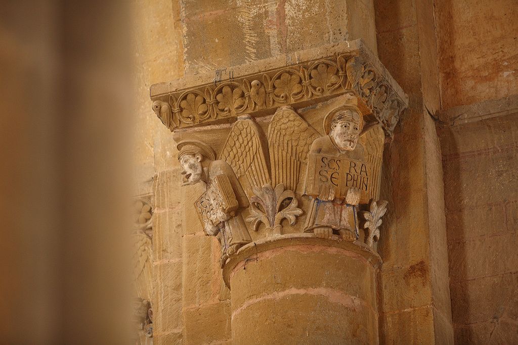 FR-Conques-Sainte_Foy-E5D_2011-07-12_0295.jpg