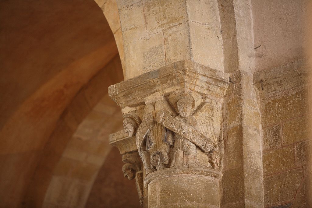 FR-Conques-Sainte_Foy-E5D_2011-07-12_0314.jpg