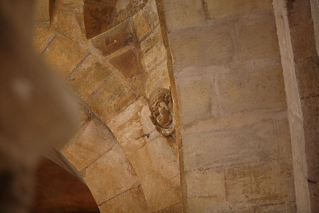 FR-Conques-Sainte_Foy-E5D_2011-07-12_0318.jpg