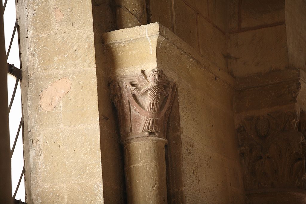 FR-Conques-Sainte_Foy-E5D_2011-07-12_0335.jpg