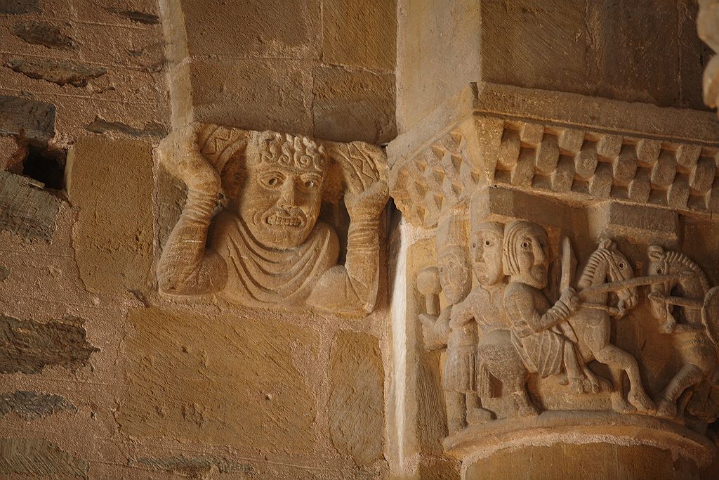 FR-Conques-Sainte_Foy-E5D_2011-07-12_0371.jpg
