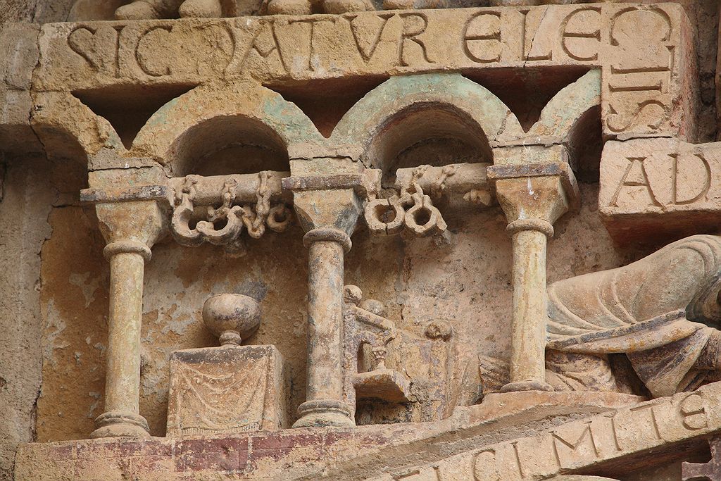 FR-Conques-Sainte_Foy-E5D_2011-07-12_0394.jpg