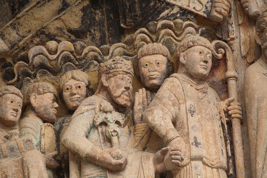 FR-Conques-Sainte_Foy-E5D_2011-07-12_0402.jpg