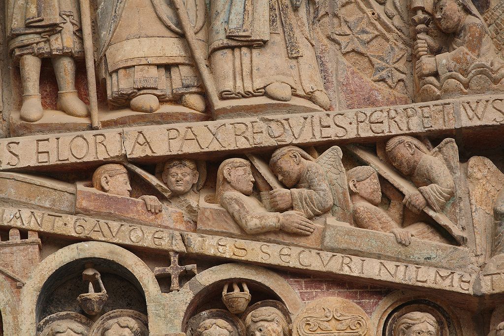 FR-Conques-Sainte_Foy-E5D_2011-07-12_0409.jpg