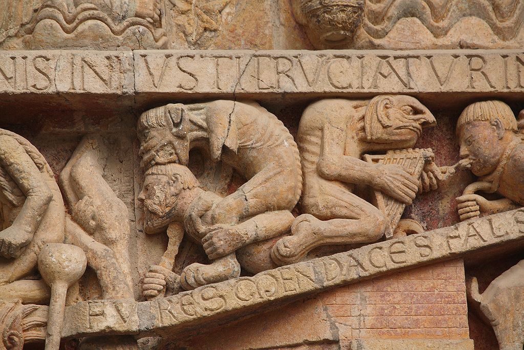 FR-Conques-Sainte_Foy-E5D_2011-07-12_0426.jpg