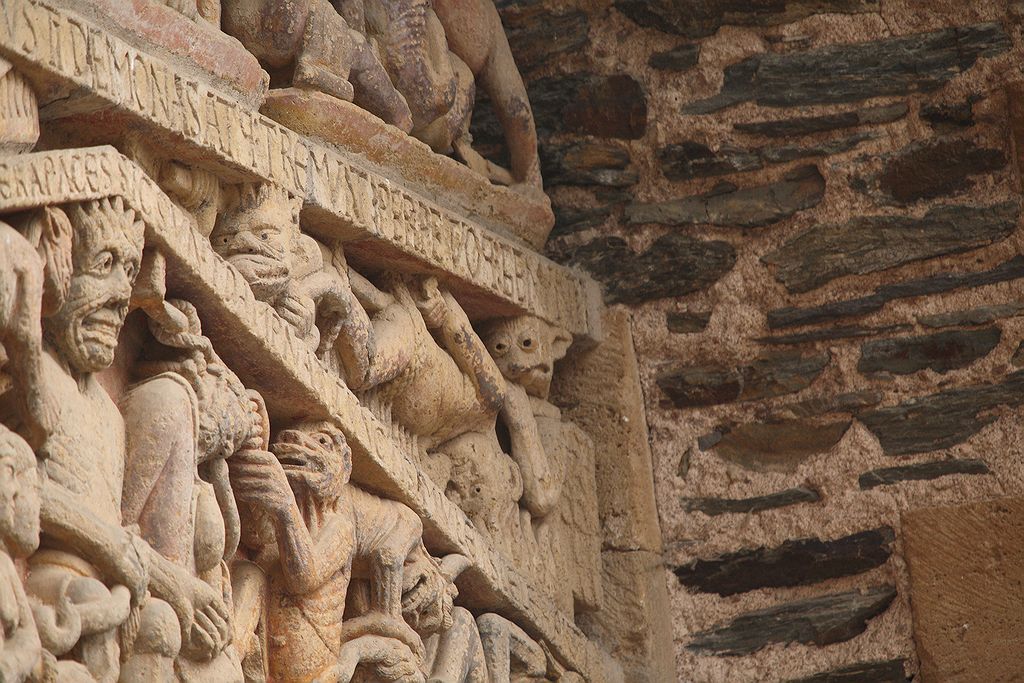 FR-Conques-Sainte_Foy-E5D_2011-07-12_0447.jpg