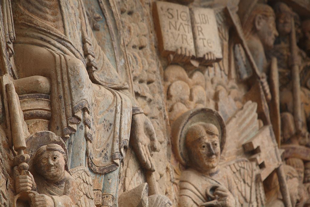 FR-Conques-Sainte_Foy-E5D_2011-07-12_0450.jpg
