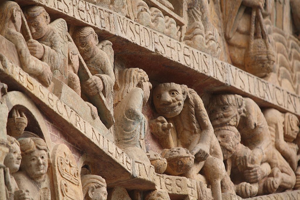 FR-Conques-Sainte_Foy-E5D_2011-07-12_0452.jpg