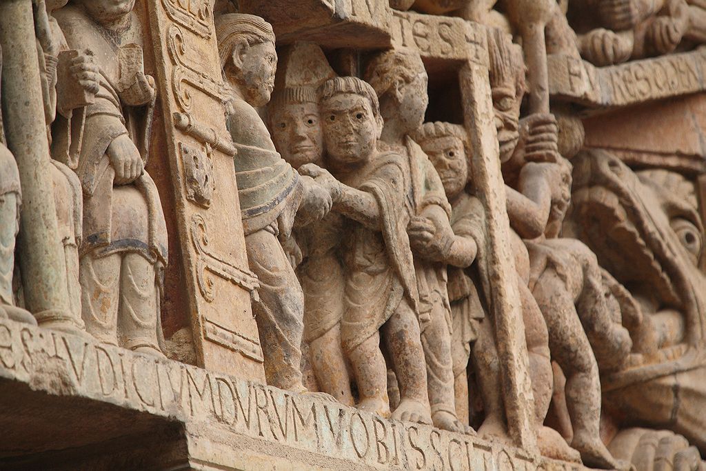 FR-Conques-Sainte_Foy-E5D_2011-07-12_0456.jpg