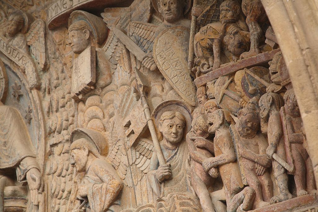 FR-Conques-Sainte_Foy-E5D_2011-07-12_0465.jpg