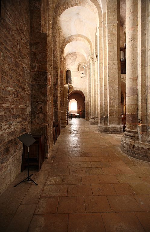 FR-Conques-Sainte_Foy-E5D_2011-07-12_0471_pt.jpg