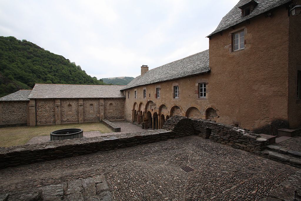 FR-Conques-Sainte_Foy-E5D_2011-07-12_0490.jpg