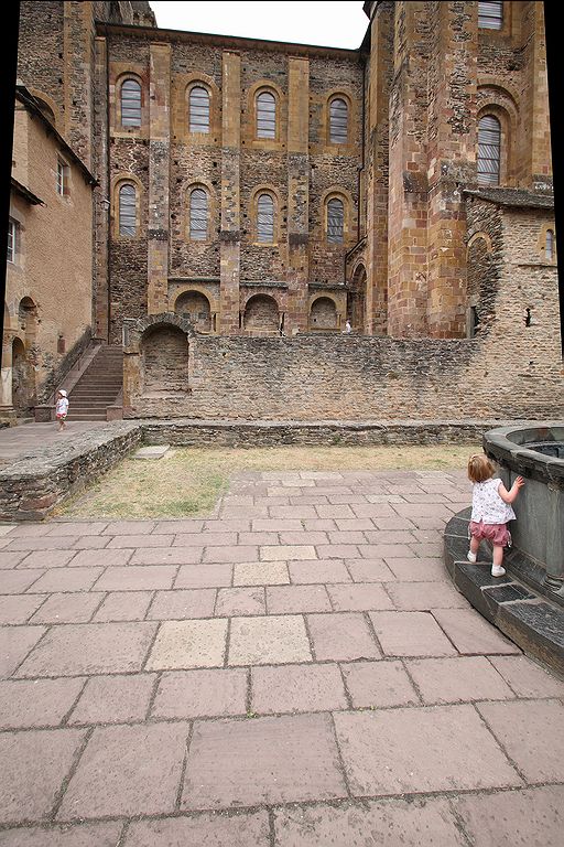 FR-Conques-Sainte_Foy-E5D_2011-07-12_0491_pt.jpg