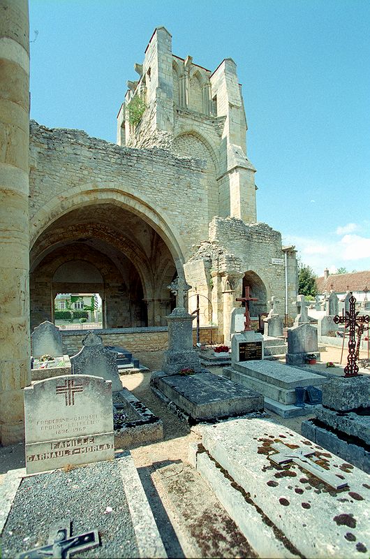 FR-Donzy-Notre_Dame_du_pre-9223-0002.jpg