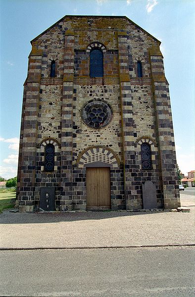 FR-Ennezat-Saint_Victor_et_Sainte_Couronne-4638-0002.jpg