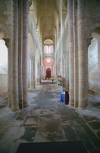 FR-Ennezat-Saint_Victor_et_Sainte_Couronne-4646-0008.jpg