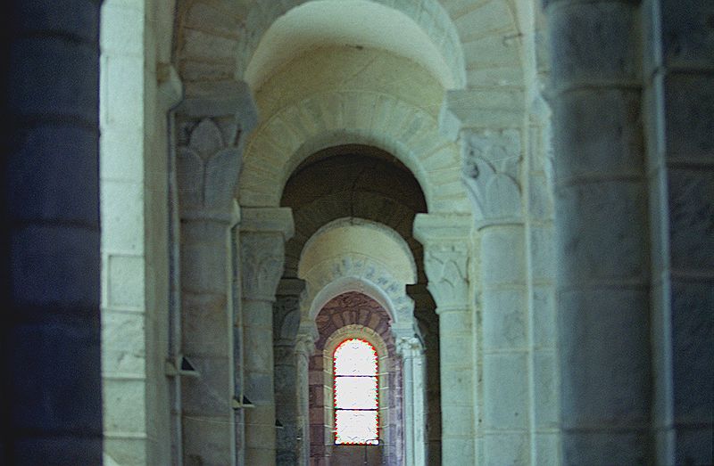 FR-Ennezat-Saint_Victor_et_Sainte_Couronne-4646-0035.jpg