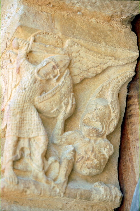 FR-Montceaux_l_Etoile-Saints_Pierre_et_Paul-7313-0024.jpg