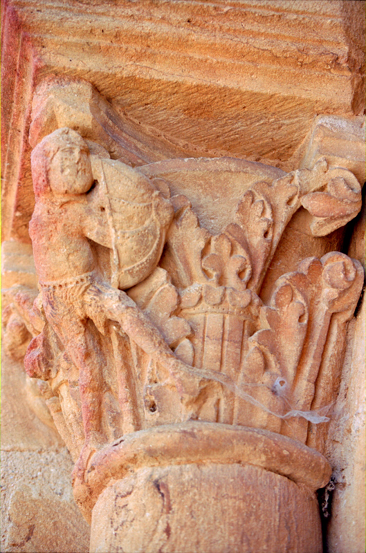 FR-Montceaux_l_Etoile-Saints_Pierre_et_Paul-7313-0025.jpg