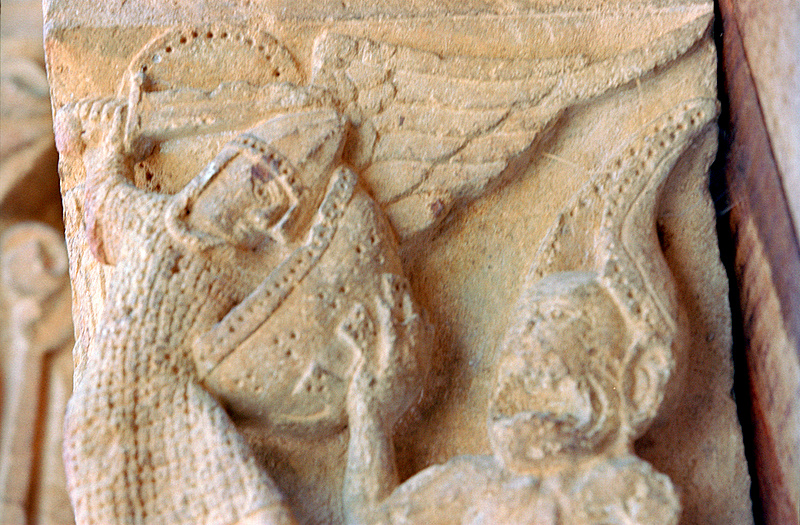 FR-Montceaux_l_Etoile-Saints_Pierre_et_Paul-7313-0028.jpg