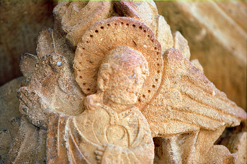 FR-Montceaux_l_Etoile-Saints_Pierre_et_Paul-7313-0031.jpg