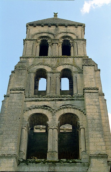 Notre Dame de Morienval