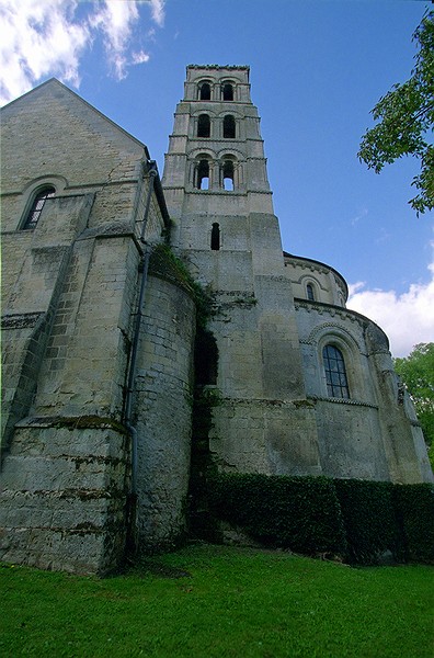 Notre Dame de Morienval