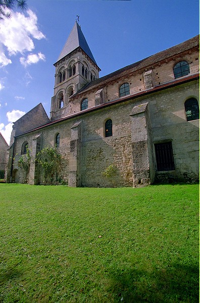 Notre Dame de Morienval