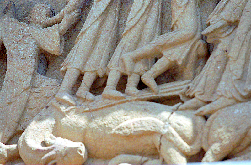 FR-Neuilly_en_Donjon-Sainte_Marie_Madeleine-7314-0020.jpg
