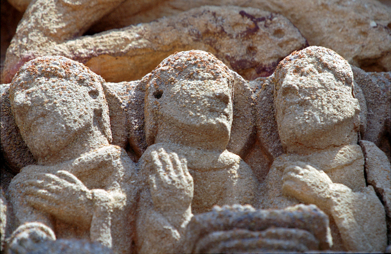 FR-Neuilly_en_Donjon-Sainte_Marie_Madeleine-7314-0032.jpg