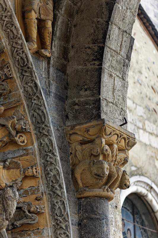 FR-Oloron_Sainte_Marie-Sainte_Marie_d_Oloron-E6D_2021-07-31_4668.jpg