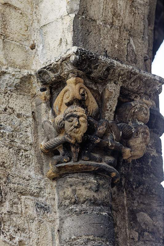 FR-Oloron_Sainte_Marie-Sainte_Marie_d_Oloron-E6D_2021-07-31_4680.jpg